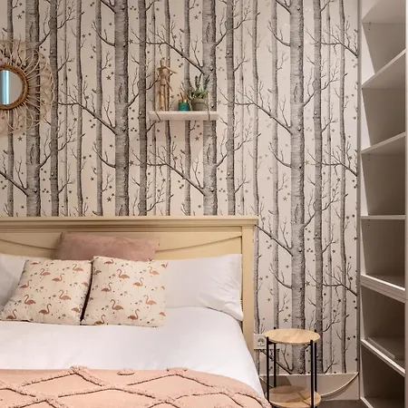 Aston - Amplio Y Centrico * بلباو