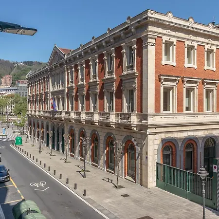 Aston - Amplio Y Centrico アパート